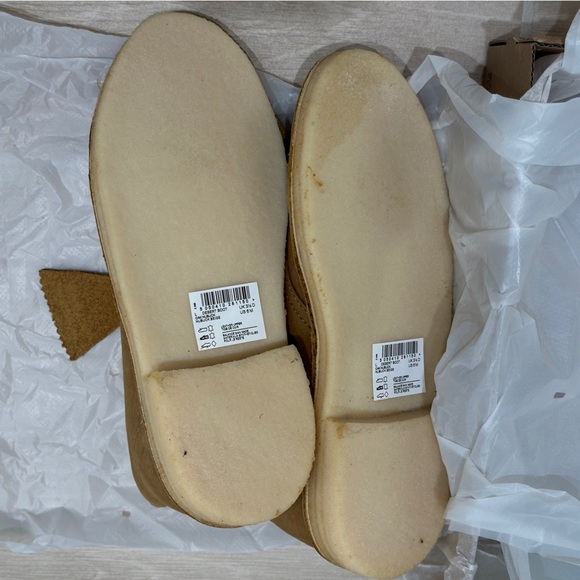 Clarks Desert Boot - Picture 2 of 8